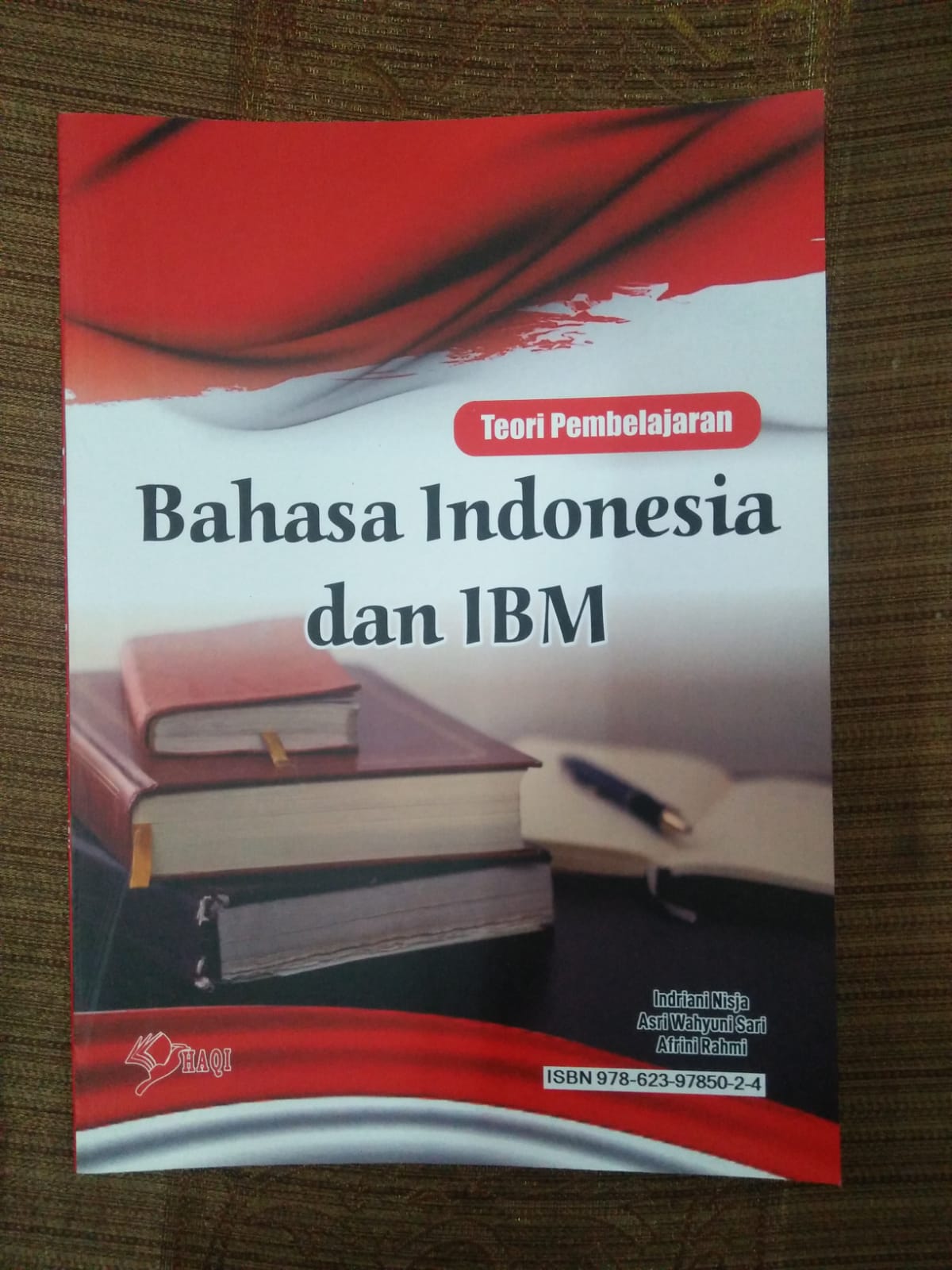 Teori Pembelajaran Bahasa Indonesia dan IBM